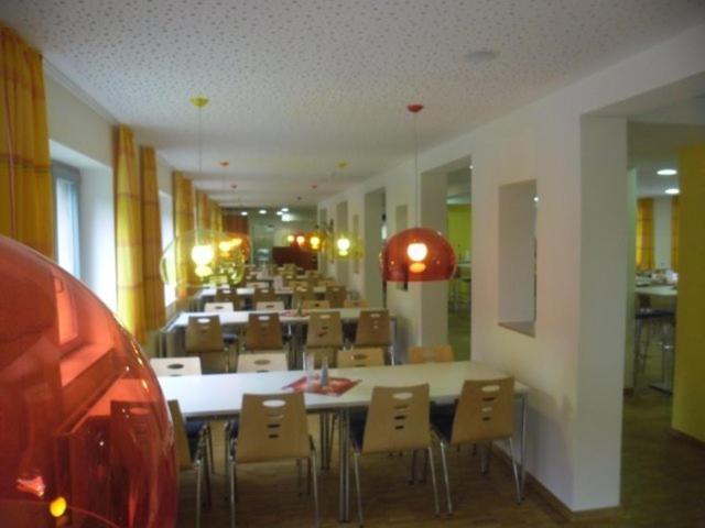 Djh Jugendherberge Mannheim International Экстерьер фото